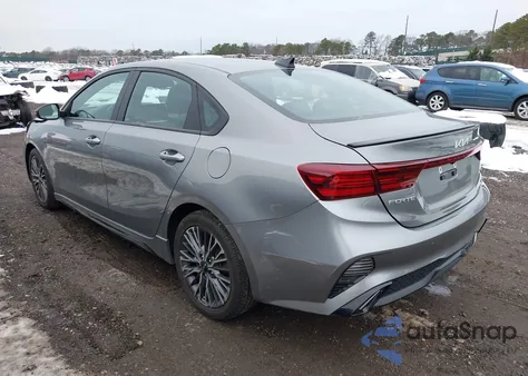 2023 Kia Forte Gt-Line из США, поврежденный, VIN 3KPF54AD3PE517802